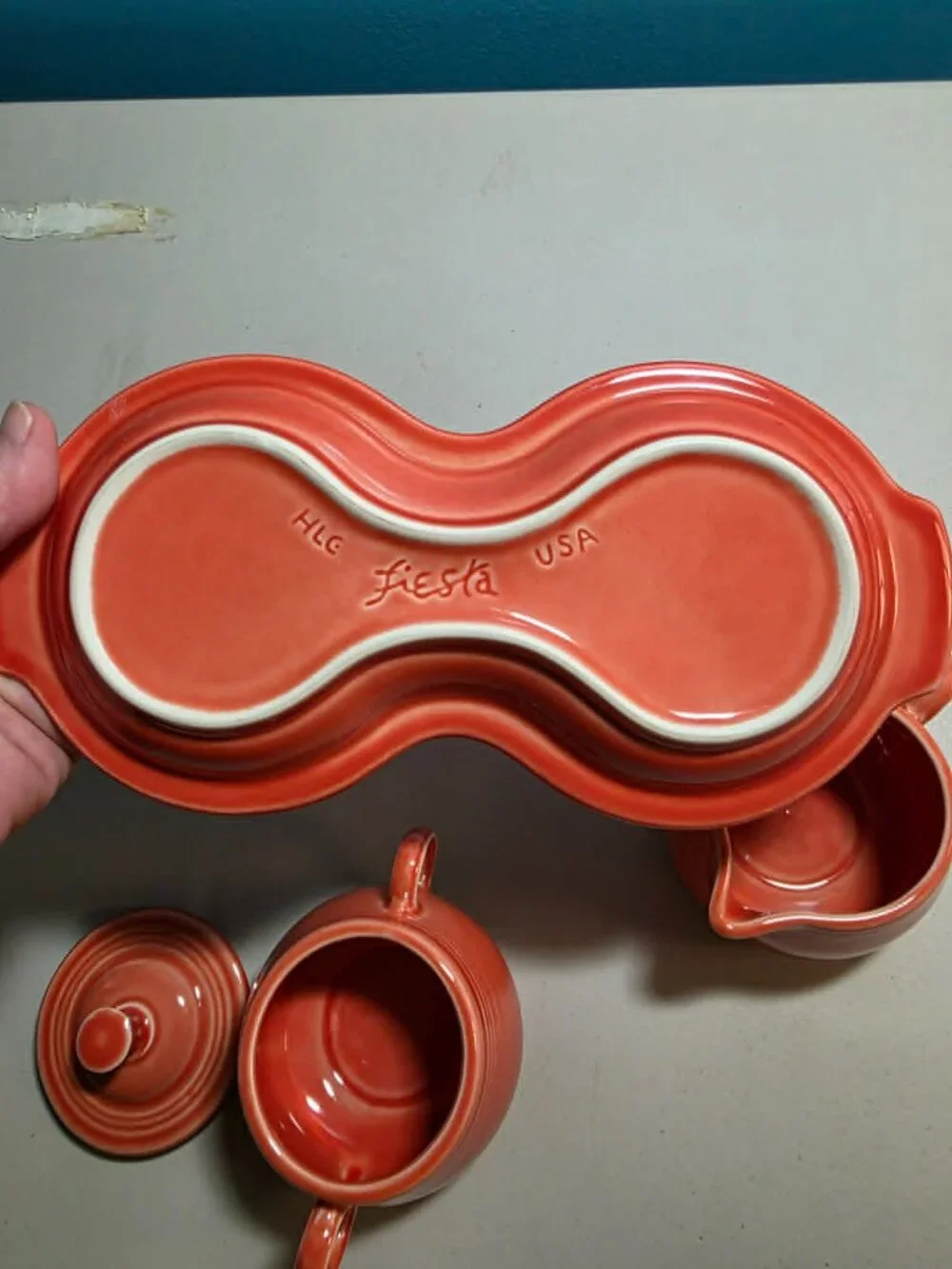 ☕ Fiesta Ceramic Sugar Bowl and Creamer Set with Figure 8 Tray (Persimmon)